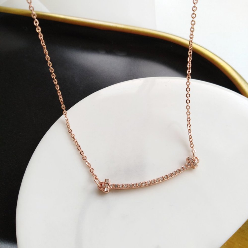 💕Last one Curve Bar Smily Rhinestone Necklace